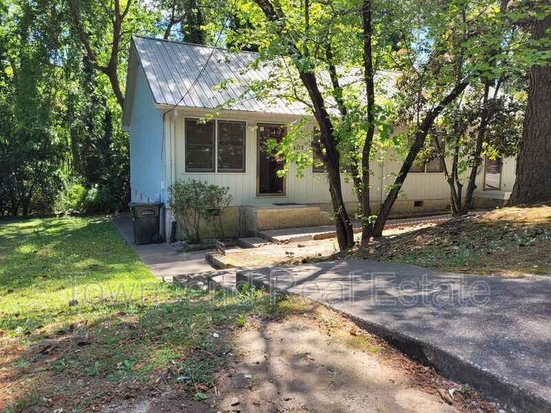 1405 Briarcliff Dr in Fayetteville, NC - Building Photo