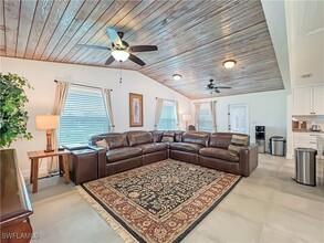 16924 Timberlakes Dr in Ft. Myers, FL - Building Photo - Building Photo