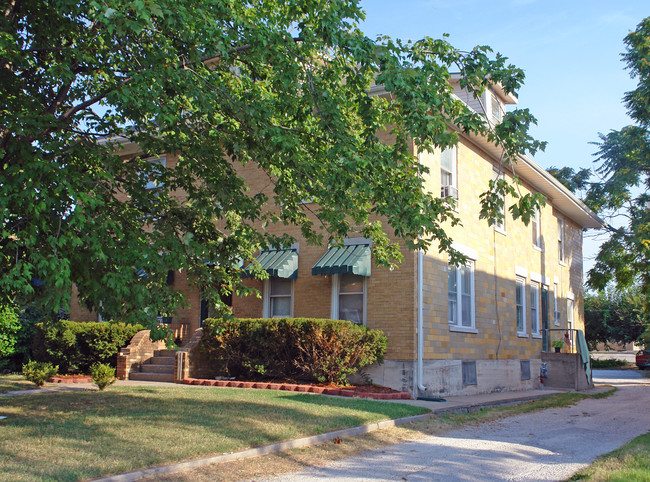 421 Cherry St in Springfield, MO - Building Photo - Building Photo