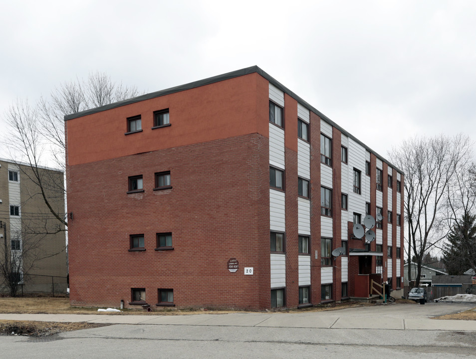 20 Weichel St in Kitchener, ON - Building Photo