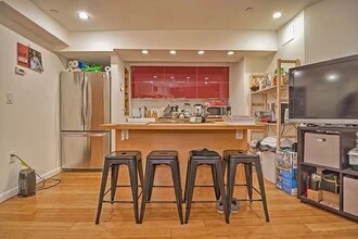 55 Saint Stephen St, Unit 1 in Boston, MA - Building Photo - Building Photo