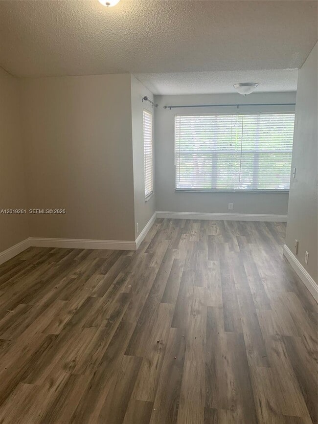 property at 701 Vista Isles Dr