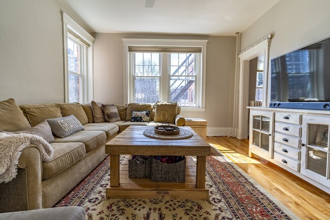 property at 164 Strathmore Rd