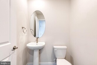 2006 Ivory Brook Rd in Woodlawn, MD - Building Photo - Building Photo