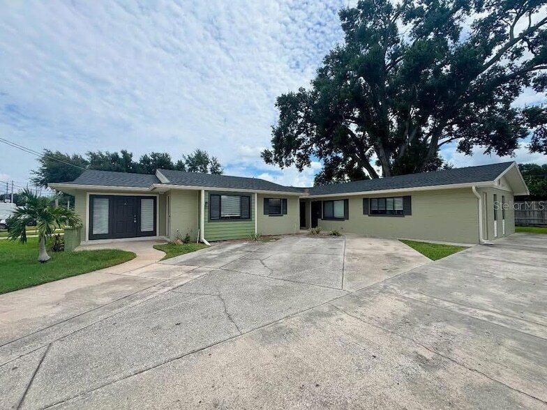 1814 3rd St SE, Unit D in Winter Haven, FL - Building Photo