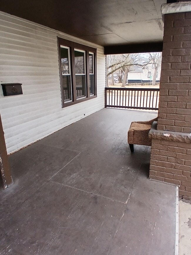 730 Ashland Ave in Rockford, IL - Building Photo - Building Photo