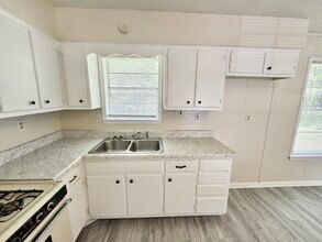 3720 S Ridge Ave in Memphis, TN - Building Photo - Building Photo