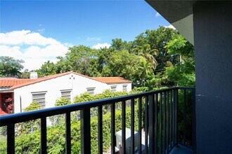 465 NE 59th St in Miami, FL - Building Photo - Building Photo