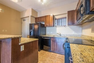 711 W 26th St in Austin, TX - Foto de edificio - Building Photo