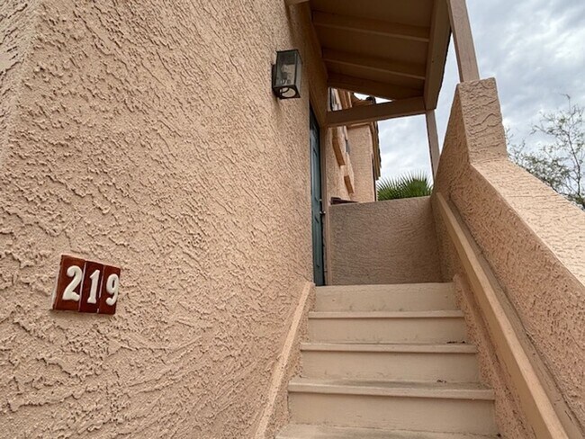 1650 S Smoketree Ave in Lake Havasu City, AZ - Building Photo - Building Photo