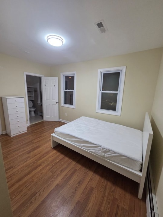 202 Pierson St in Orange, NJ - Building Photo