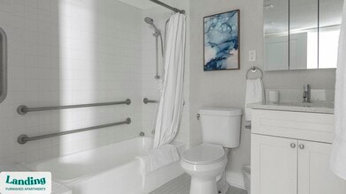 305 Dr. M.L.K. Jr St S, Unit 805 in St. Petersburg, FL - Building Photo - Building Photo