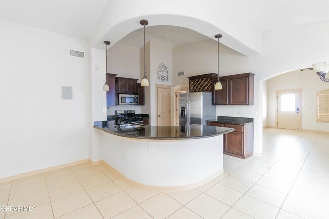 5349 Jose Duran Ln in El Paso, TX - Building Photo - Building Photo