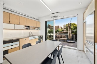 619 10th Street NE, Unit Unit B in Washington, DC - Building Photo - Building Photo