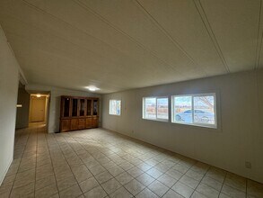 170 S Outlook Rd in Outlook, WA - Building Photo - Building Photo