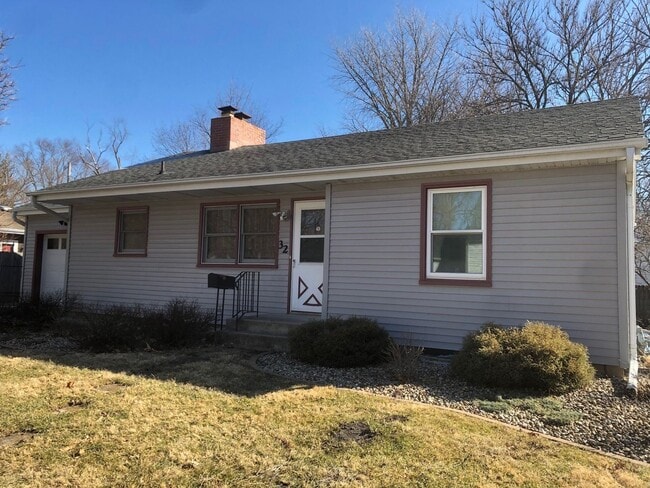 property at 32 University Ct