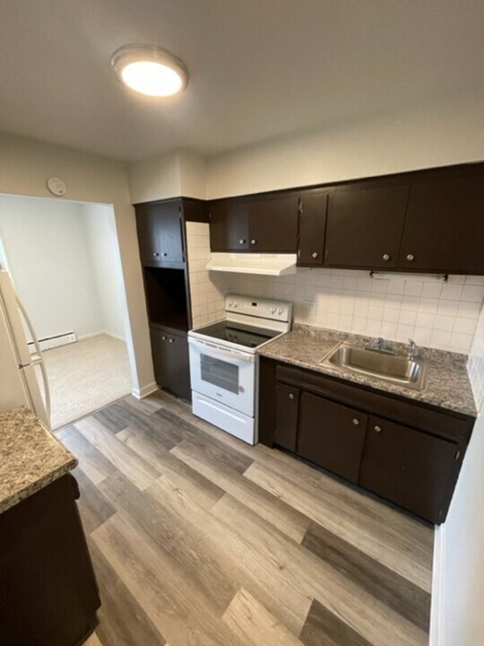 481 East End Ave in Calumet City, IL - Building Photo