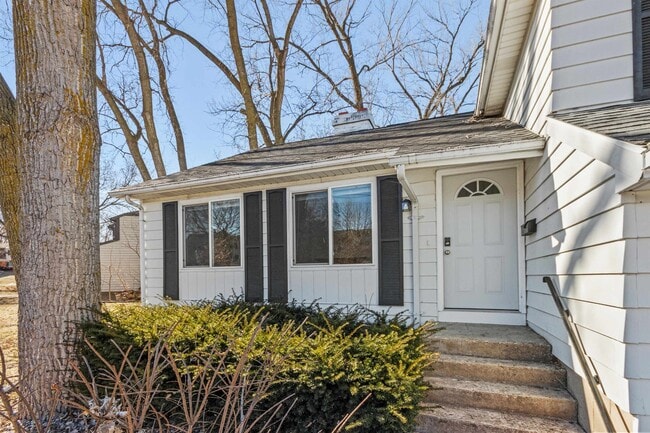 property at 1302 N Gammon Rd