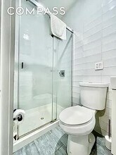 57 Spring St in New York, NY - Building Photo - Building Photo