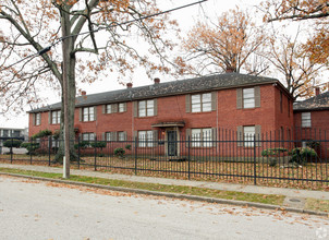 1055 Merriwether Ave in Memphis, TN - Foto de edificio - Building Photo