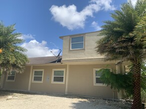 16020 SW 208th Ave in Miami, FL - Building Photo - Building Photo