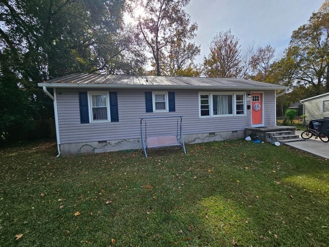 property at 16 White Oak St