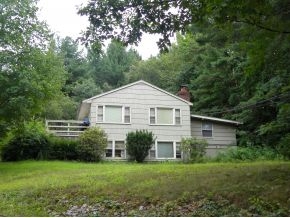 33 Pond Rd in Derry, NH - Building Photo - Building Photo