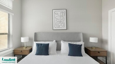 18101 Point Lookout Dr, Unit 350 in Houston, TX - Foto de edificio - Building Photo