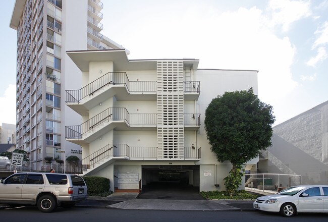 1611 Keeaumoku St in Honolulu, HI - Foto de edificio - Building Photo