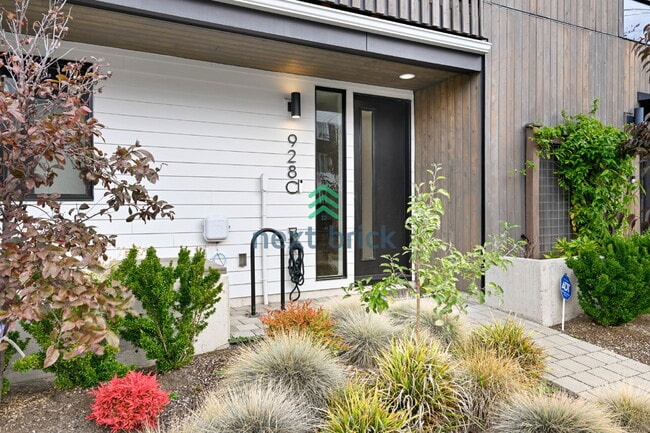928 NW 56th St in Seattle, WA - Building Photo - Building Photo
