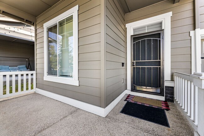 1019 31st St NW in Puyallup, WA - Foto de edificio - Building Photo