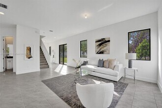 13145 Addilyn Ct in Davie, FL - Foto de edificio - Building Photo
