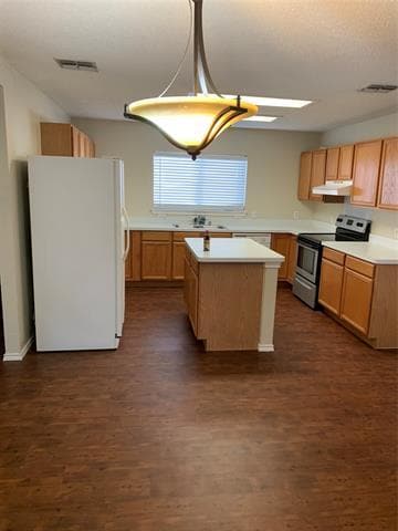 904 Valleybrook Dr in Lewisville, TX - Building Photo - Building Photo