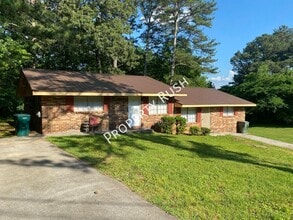 7612 Bishop Dr in Chattanooga, TN - Building Photo - Building Photo