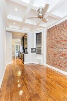 East 10th Street, Unit 1E in New York, NY - Building Photo