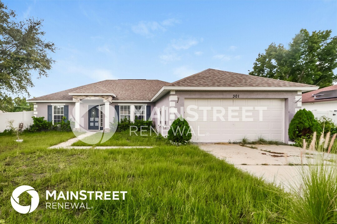 301 Medina Ct in Kissimmee, FL - Building Photo