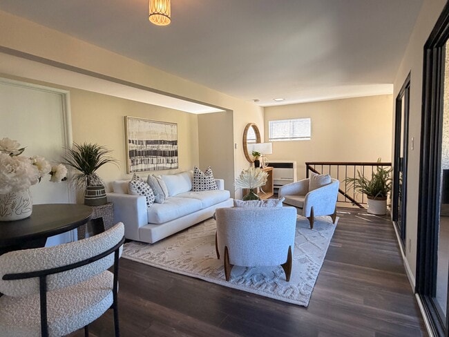 1826 Silver Lake Blvd, Unit B