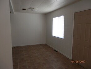 915 S Platinum Ave in Deming, NM - Building Photo - Building Photo