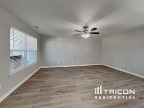 3112 Stephen Oaks Way in Greensboro, NC - Building Photo - Building Photo