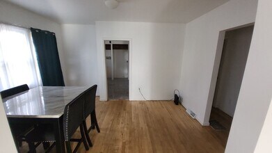 733 Black Ave in Flint, MI - Building Photo - Building Photo