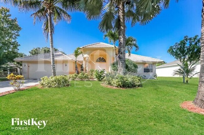 562 SW Dairy Rd in Port St. Lucie, FL - Building Photo - Building Photo