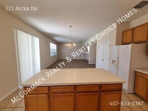 311 Aster Dr in Davenport, FL - Building Photo - Building Photo
