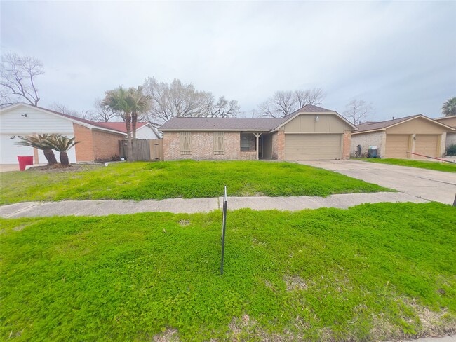 property at 430 Breeze Park Dr
