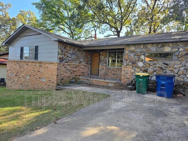 5505 Crescent Dr in North Little Rock, AR - Building Photo - Building Photo