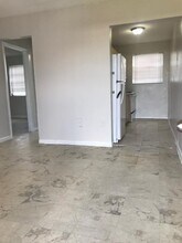 1805 NW 2nd Ct in Miami, FL - Building Photo - Building Photo