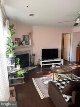 5708 Chapman Mill Dr-Unit -100 in North Bethesda, MD - Building Photo - Building Photo