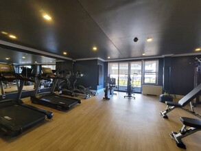 2400 Hudson Terrace, Unit 3A in Fort Lee, NJ - Building Photo - Building Photo