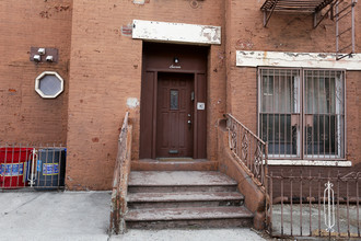 283 Court St in Brooklyn, NY - Foto de edificio - Building Photo