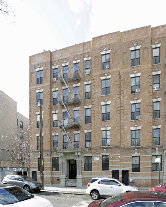 1195 Fulton Ave in Bronx, NY - Building Photo