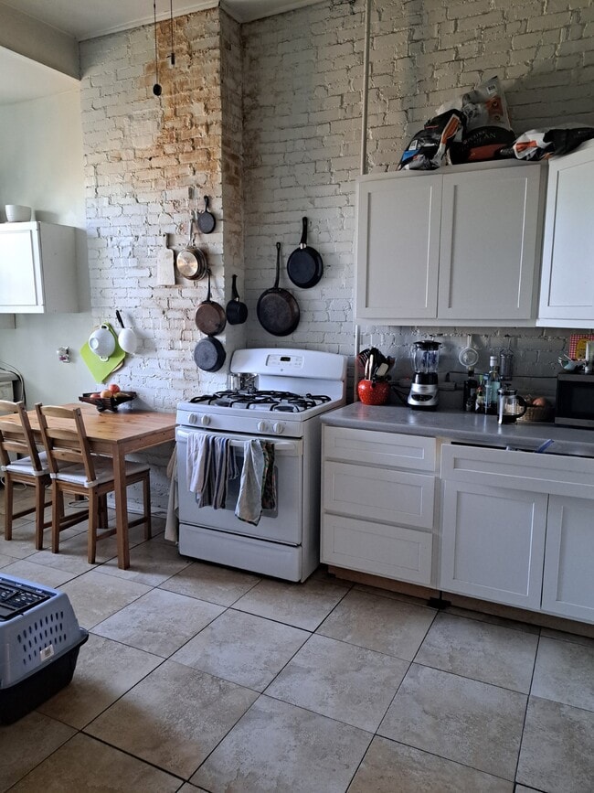 property at 1710 S 8th St